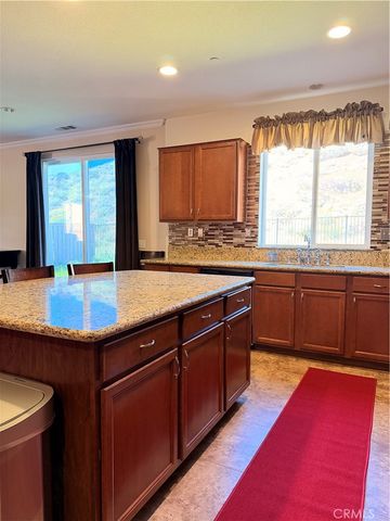 34322 Blossoms Drive, Lake Elsinore, CA 92532