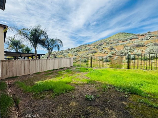 34322 Blossoms Drive, Lake Elsinore, CA 92532