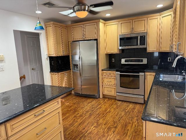 54 Sorensen Road, West Haven, CT 06516