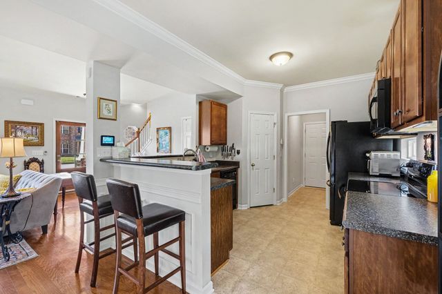 4248 Longfellow Dr, Nashville, TN 37214