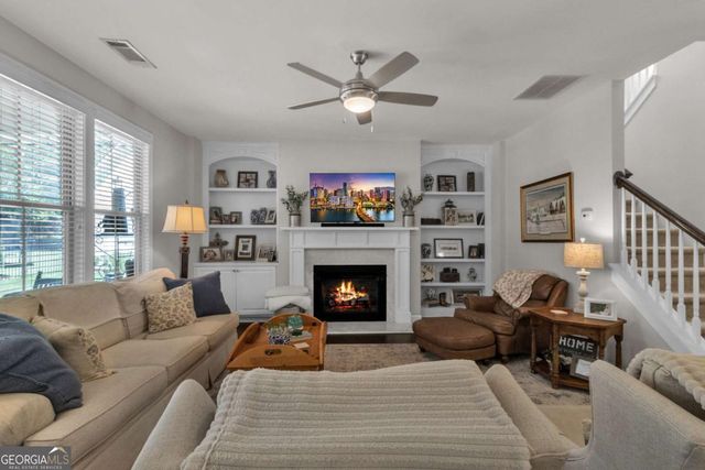 7016 Dove Point Lane, Hoschton, GA 30548