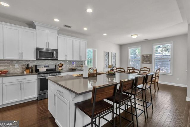 7016 Dove Point Lane, Hoschton, GA 30548