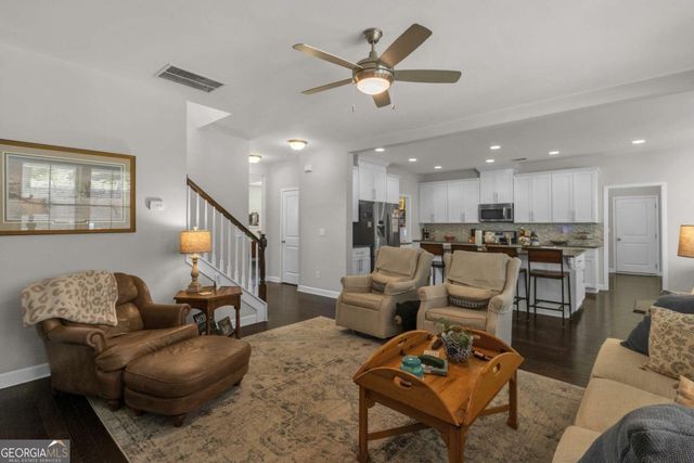 7016 Dove Point Lane, Hoschton, GA 30548