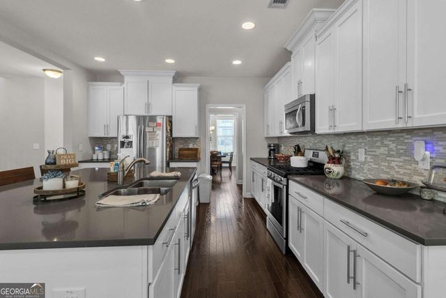 7016 Dove Point Lane, Hoschton, GA 30548