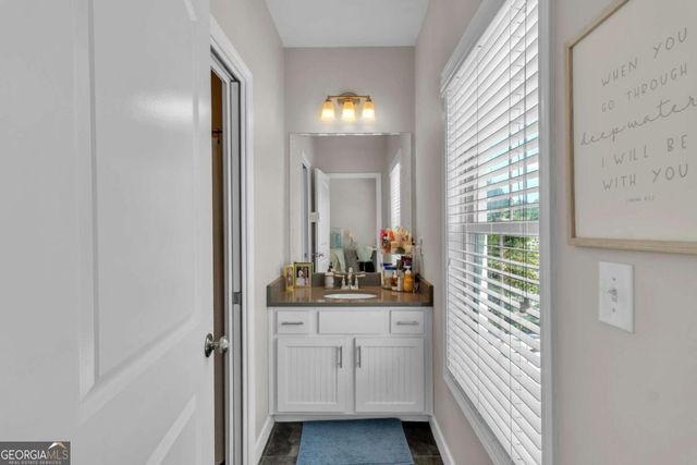7016 Dove Point Lane, Hoschton, GA 30548