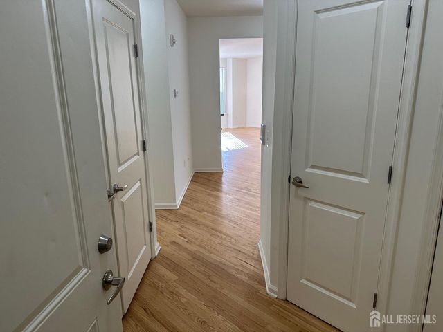 45 Roosevelt Avenue 2204, Carteret, NJ 07008