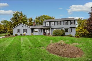 8206 Duvall Circle, Manlius, NY 13104