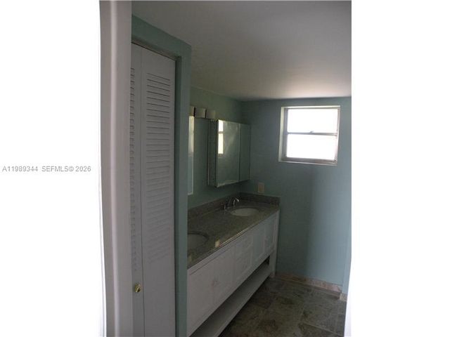 16410 Miami Dr 504, North Miami Beach, FL 33162