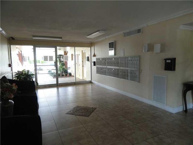 16410 Miami Dr 504, North Miami Beach, FL 33162