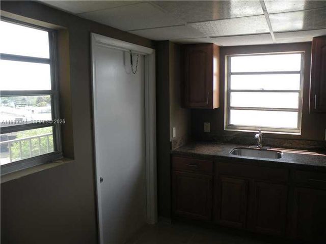 16410 Miami Dr 504, North Miami Beach, FL 33162