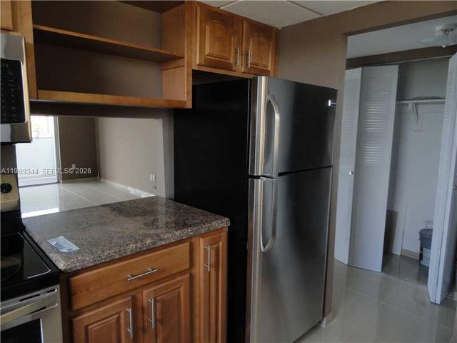 16410 Miami Dr 504, North Miami Beach, FL 33162