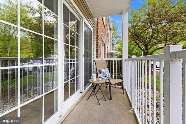 14 CHEVERNY CT, Hamilton, NJ 08619