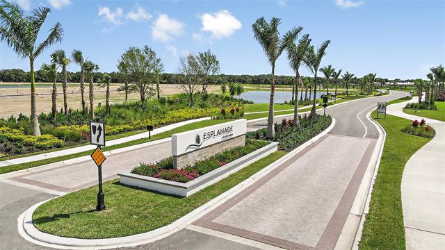7729 BLUE MOON RUN, Sarasota, FL 34241