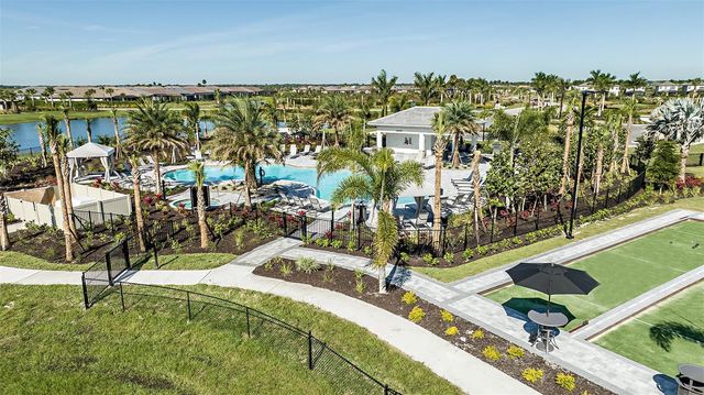 7729 BLUE MOON RUN, Sarasota, FL 34241