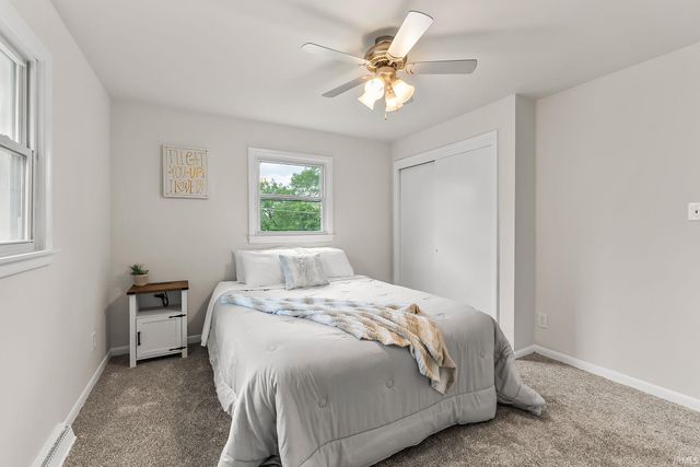 5704 S Calhoun Street, Fort Wayne, IN 46807