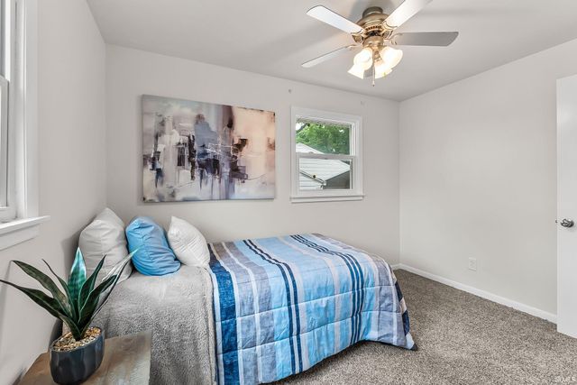 5704 S Calhoun Street, Fort Wayne, IN 46807