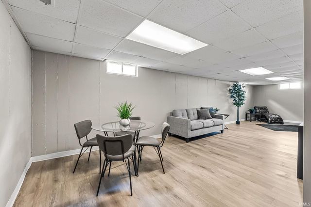 5704 S Calhoun Street, Fort Wayne, IN 46807