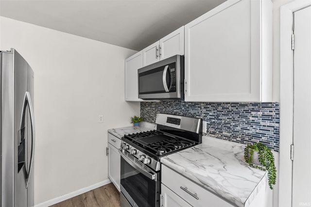 5704 S Calhoun Street, Fort Wayne, IN 46807