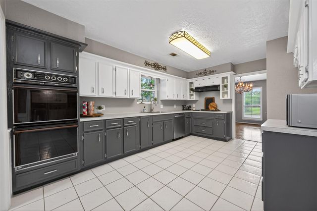 7911 Pine Green Lane, Humble, TX 77346