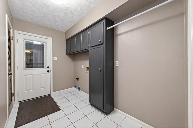 7911 Pine Green Lane, Humble, TX 77346