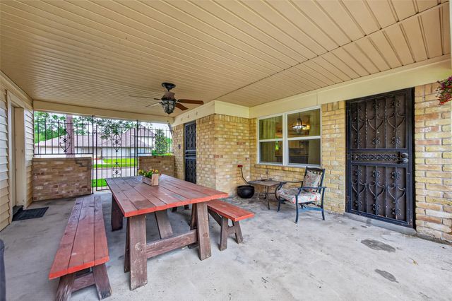 7911 Pine Green Lane, Humble, TX 77346