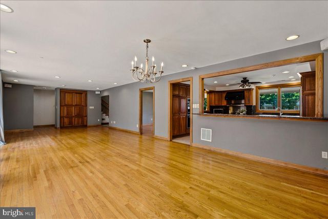 1202 HANDLEY AVE, Winchester, VA 22601