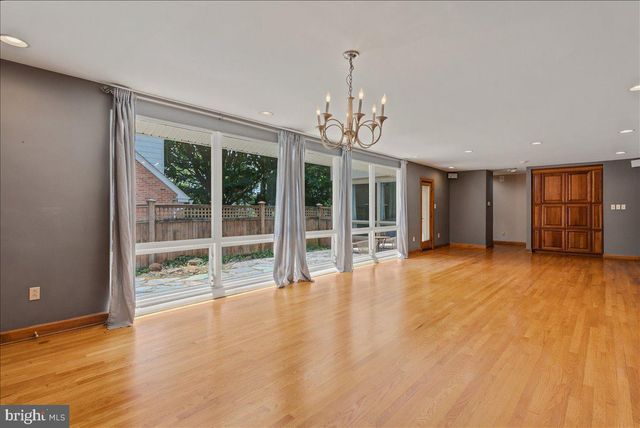 1202 HANDLEY AVE, Winchester, VA 22601