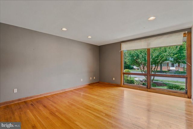 1202 HANDLEY AVE, Winchester, VA 22601