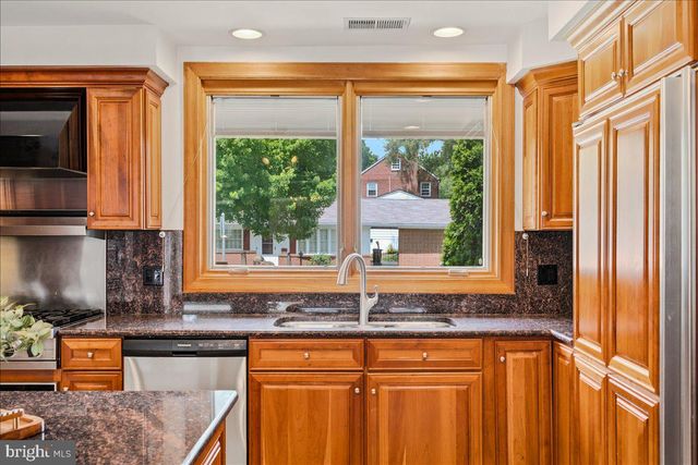 1202 HANDLEY AVE, Winchester, VA 22601