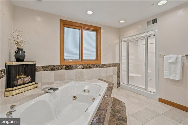 1202 HANDLEY AVE, Winchester, VA 22601