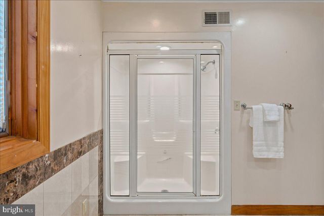 1202 HANDLEY AVE, Winchester, VA 22601