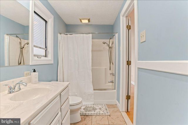 1202 HANDLEY AVE, Winchester, VA 22601
