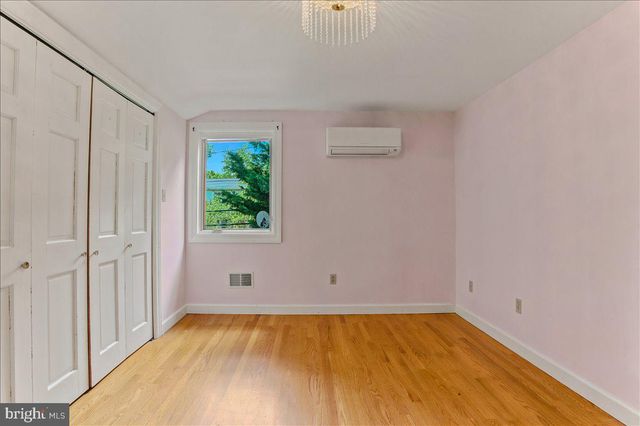 1202 HANDLEY AVE, Winchester, VA 22601