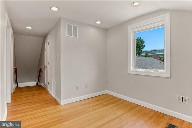 1202 HANDLEY AVE, Winchester, VA 22601
