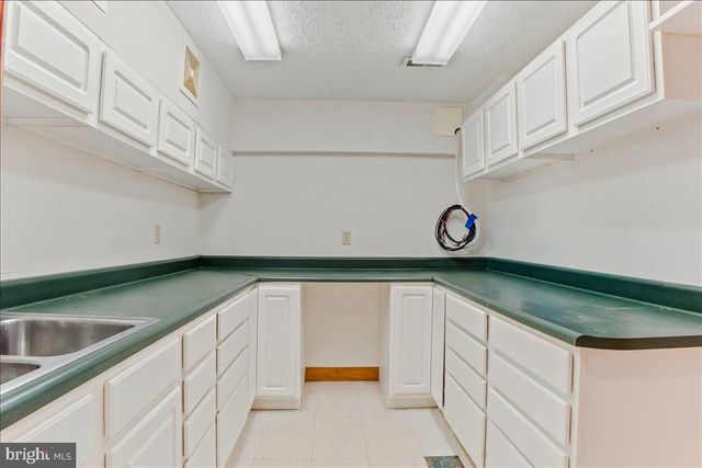 1202 HANDLEY AVE, Winchester, VA 22601