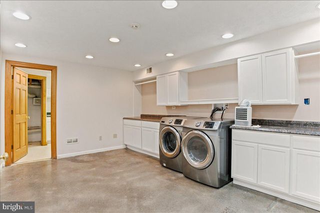 1202 HANDLEY AVE, Winchester, VA 22601