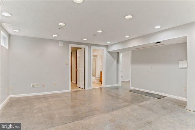 1202 HANDLEY AVE, Winchester, VA 22601