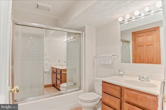 1202 HANDLEY AVE, Winchester, VA 22601