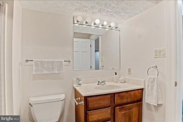 1202 HANDLEY AVE, Winchester, VA 22601