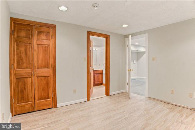 1202 HANDLEY AVE, Winchester, VA 22601