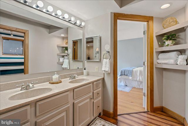 1202 HANDLEY AVE, Winchester, VA 22601