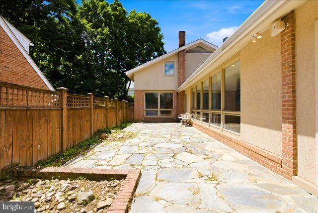 1202 HANDLEY AVE, Winchester, VA 22601