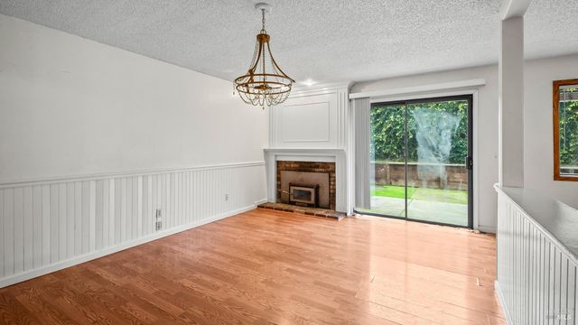 2495 Carnation Dr, Fairfield, CA 94533