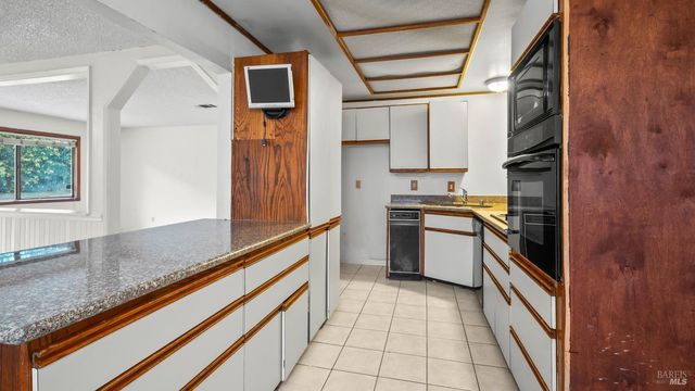 2495 Carnation Dr, Fairfield, CA 94533