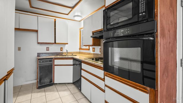 2495 Carnation Dr, Fairfield, CA 94533