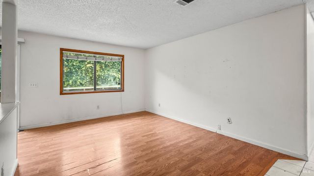 2495 Carnation Dr, Fairfield, CA 94533