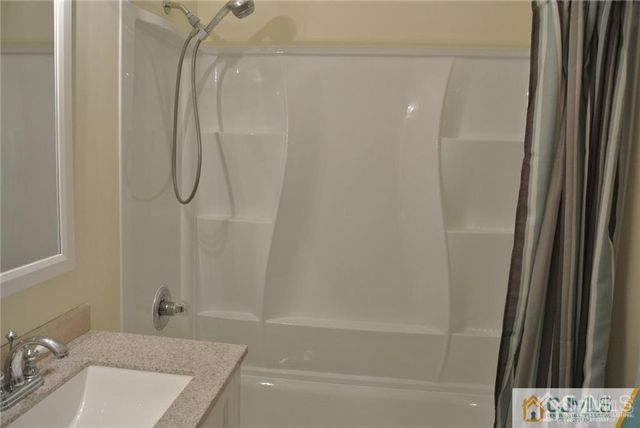 20-7 new Road 7, South Brunswick, NJ 08824