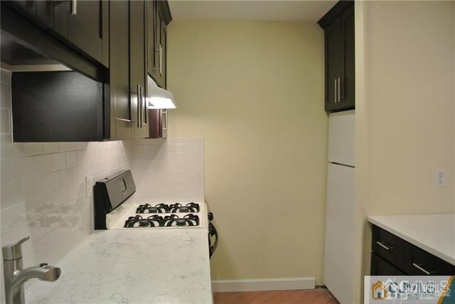 20-7 new Road 7, South Brunswick, NJ 08824