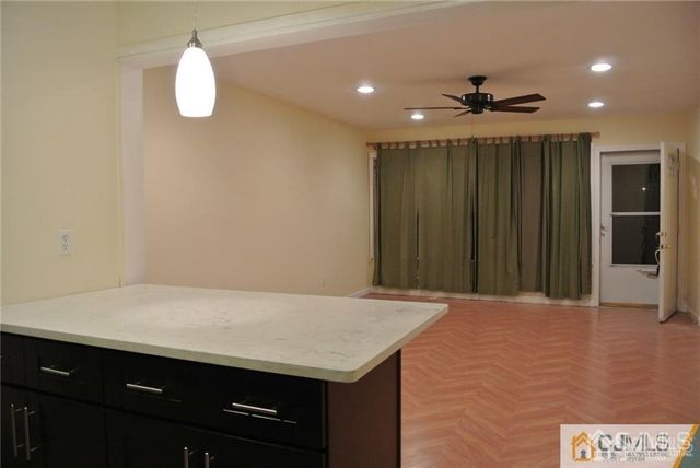 20-7 new Road 7, South Brunswick, NJ 08824