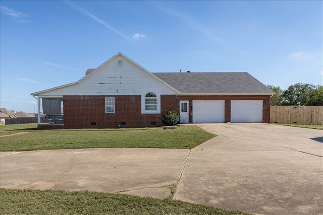 1210 Persimmon Street, Centerton, AR 72719